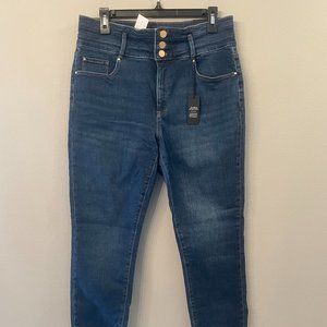 Ann Taylor NWT jeans high waisted size 12 curvy